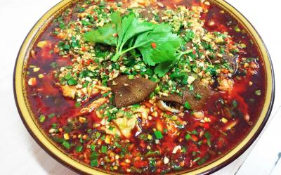 冒菜技术培训排名哪里好？极悦餐饮培训学校
