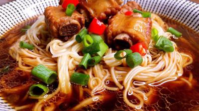 有哪些培训面食机构？极悦面食技术培训学校费用解析
